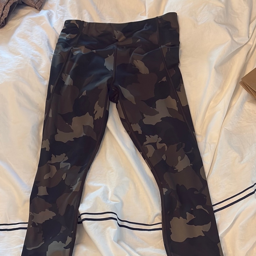 Athleta Black and Gray Leggings with Camouflage Design